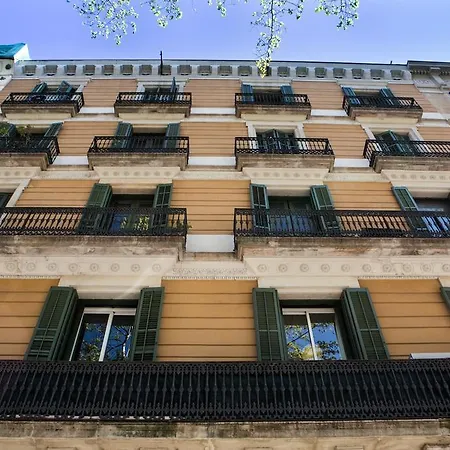Born Barcelona Hostel (Adults Only)-3